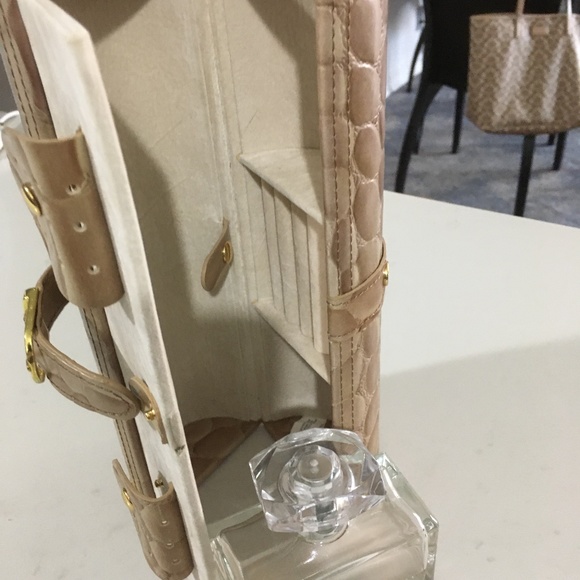 Mock Croc Travel Jewelry Case - Picture 4 of 4